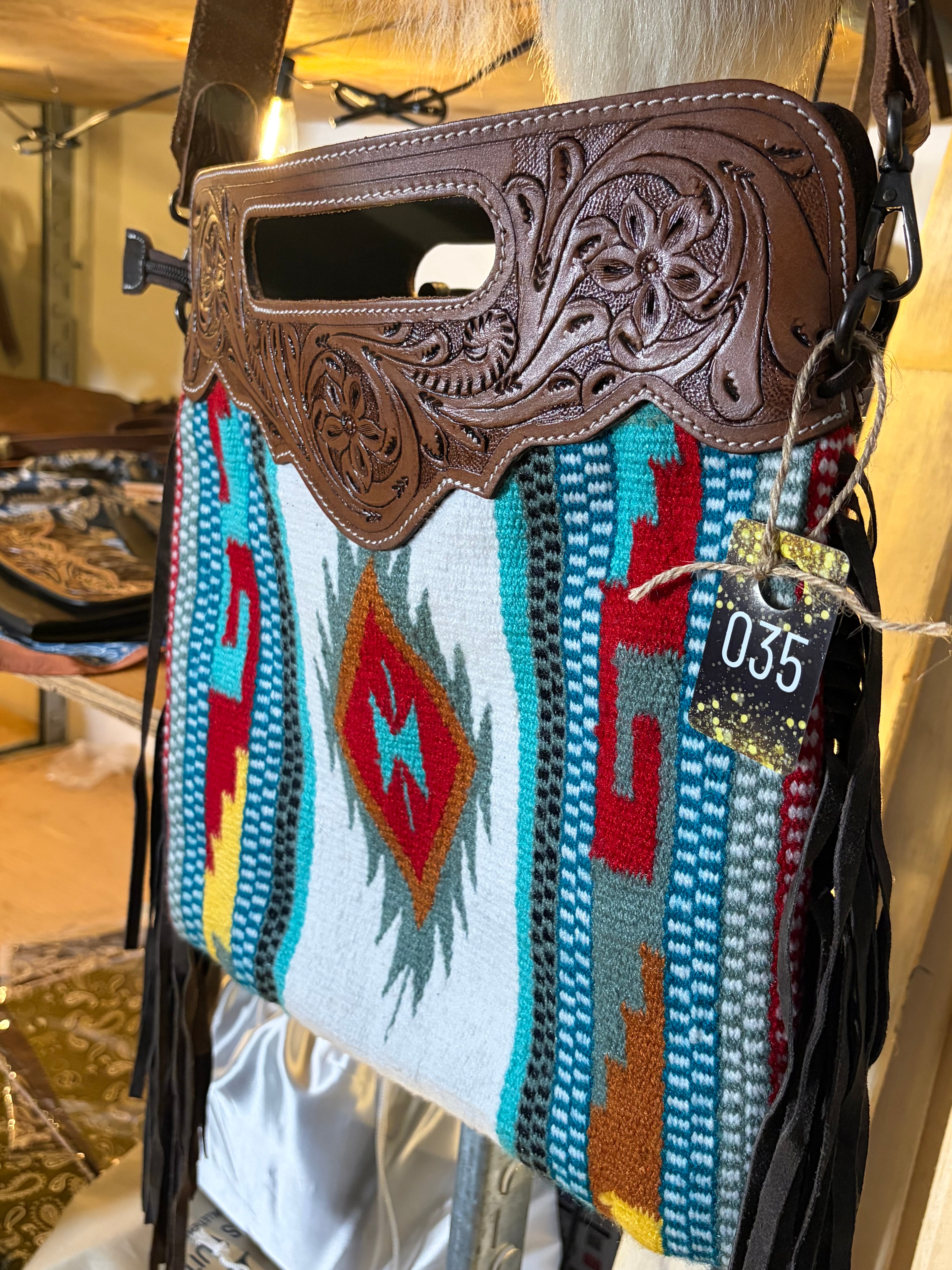 Aztec Crossbody-large bag Item#035