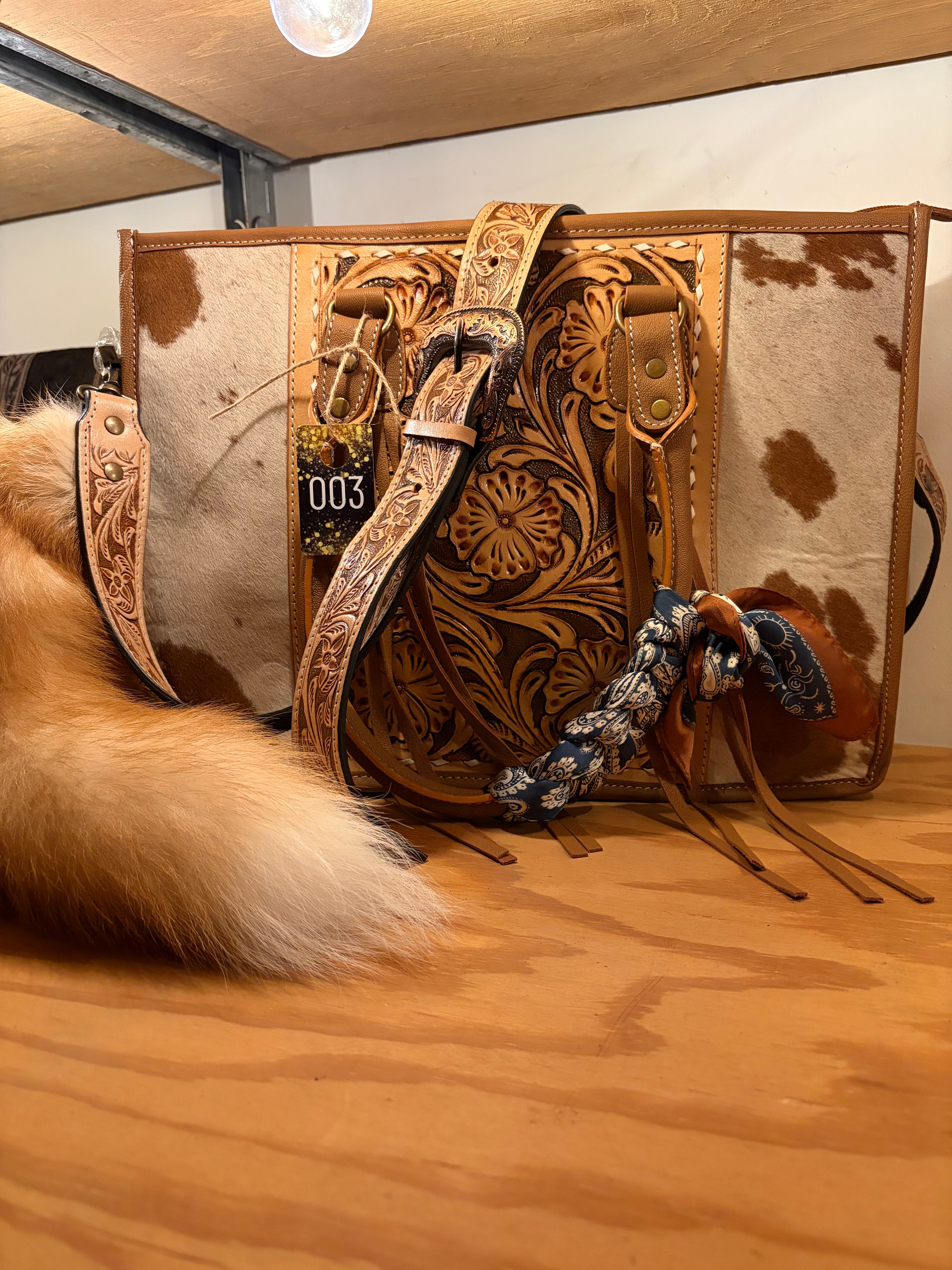 Large tote-Tan Item#003